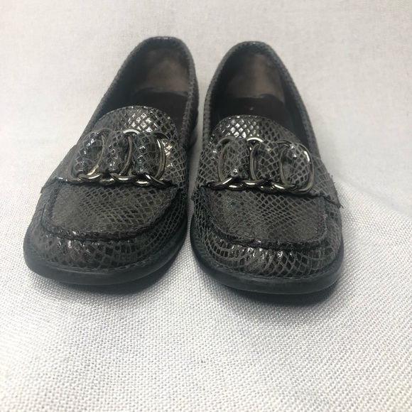 Stuart Weitzman gray buckle loafers, size 7.5 - Picture 4 of 9